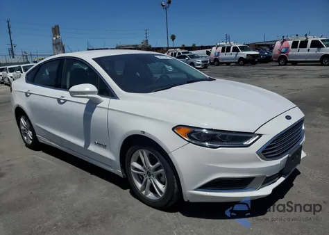 2018 Ford Fusion Se Hybrid z USA, uszkodzony, nr VIN 3FA6P0LU4JR172138